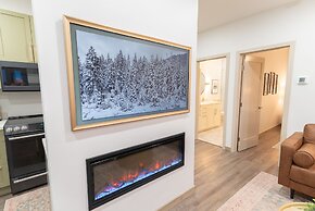 Colony Suites