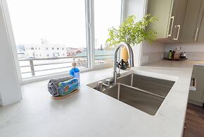 Colony Suites