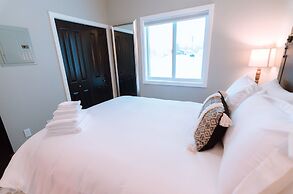 Colony Suites