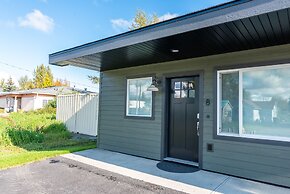Colony Suites