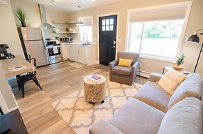 Colony Suites