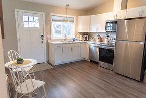 Colony Suites