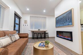 Colony Suites
