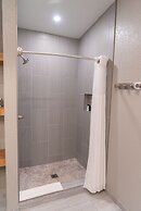 Colony Suites