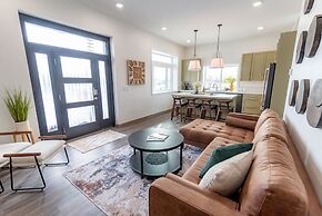 Colony Suites