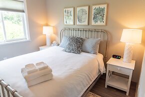 Colony Suites