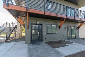 Colony Suites