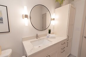 Colony Suites