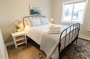 Colony Suites