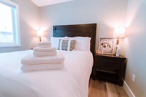 Colony Suites