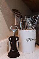 Colony Suites