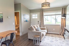 Colony Suites