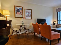 UH ApartHotel Lastarria 70
