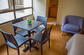UH ApartHotel Lastarria 70