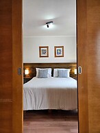 UH ApartHotel Lastarria 70