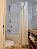 UH ApartHotel Lastarria 70