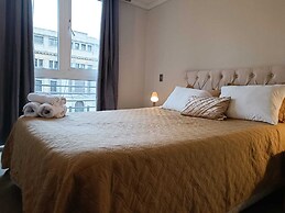 UH ApartHotel Lastarria 70