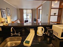 UH ApartHotel Lastarria 70