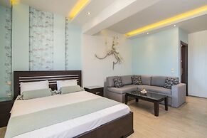 Plaka Sungrace Studios & Apartments