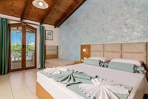 Plaka Sungrace Studios & Apartments