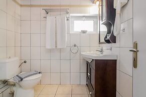 Plaka Sungrace Studios & Apartments