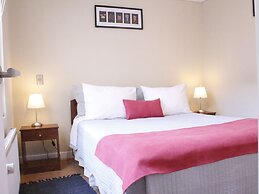 UH ApartHotel Lastarria 104