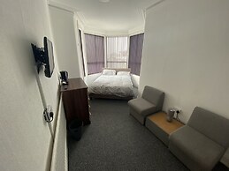 Honley Hotel