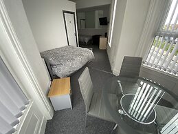 Honley Hotel