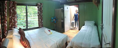 Treetops Lodge