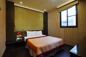 Happy Hotel