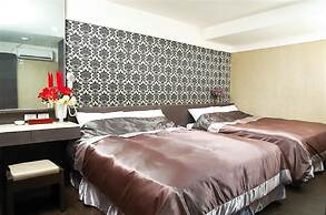 Happy Hotel