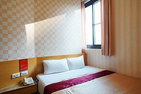 Happy Hotel