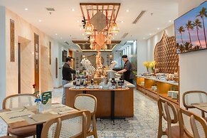 Le's Cham Hotel