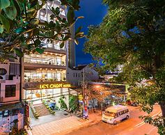 Le's Cham Hotel