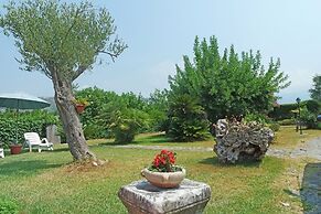 Emanuele Apartments