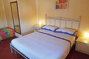 Emanuele Apartments