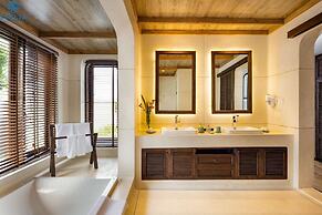 Stelia Beach Resort