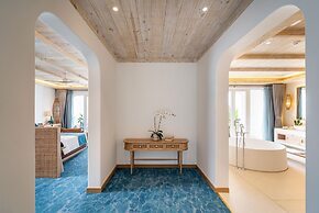 Stelia Beach Resort