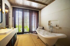 Stelia Beach Resort