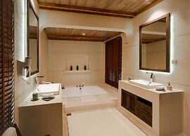 Stelia Beach Resort