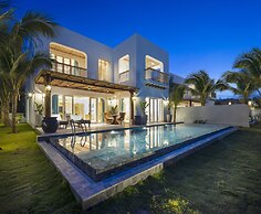 Stelia Beach Resort