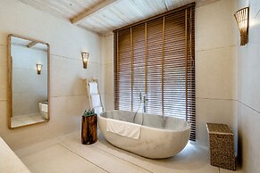 Stelia Beach Resort