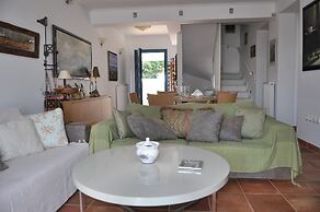 Villa Kyma