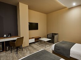 Aghababyan's Hotel