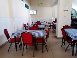 Metric Annex Hotel