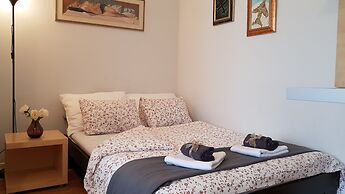 Sava Mala Apartment