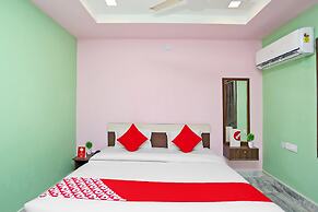 Capital O 14489 Hotel Aryan