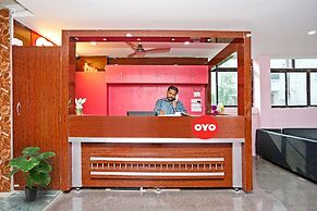 Capital O 14489 Hotel Aryan
