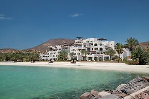 Playa de La Paz by Lumina