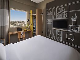 ibis Jeddah Malik Road